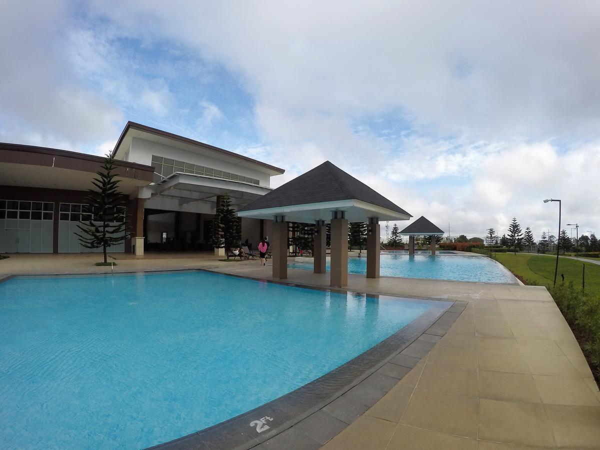 Wind Residence Condo - Tagaytay By Jaderooms Tagaytay City Kültér fotó